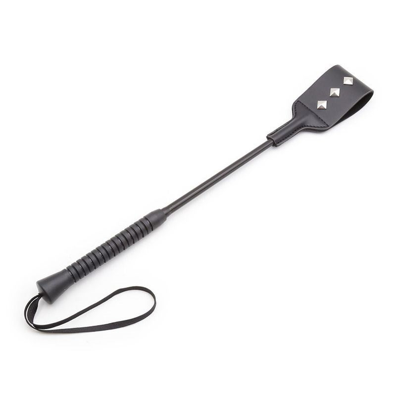 Rivets Spanking Fun Flogger Weekend Ready Play - - Whips And Crops