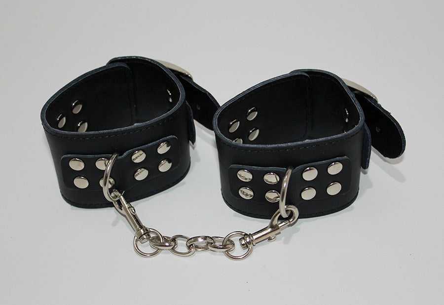 LeatherCreations Wrist Restraints with Adjustable Buckle - - Cuffs and Restraints