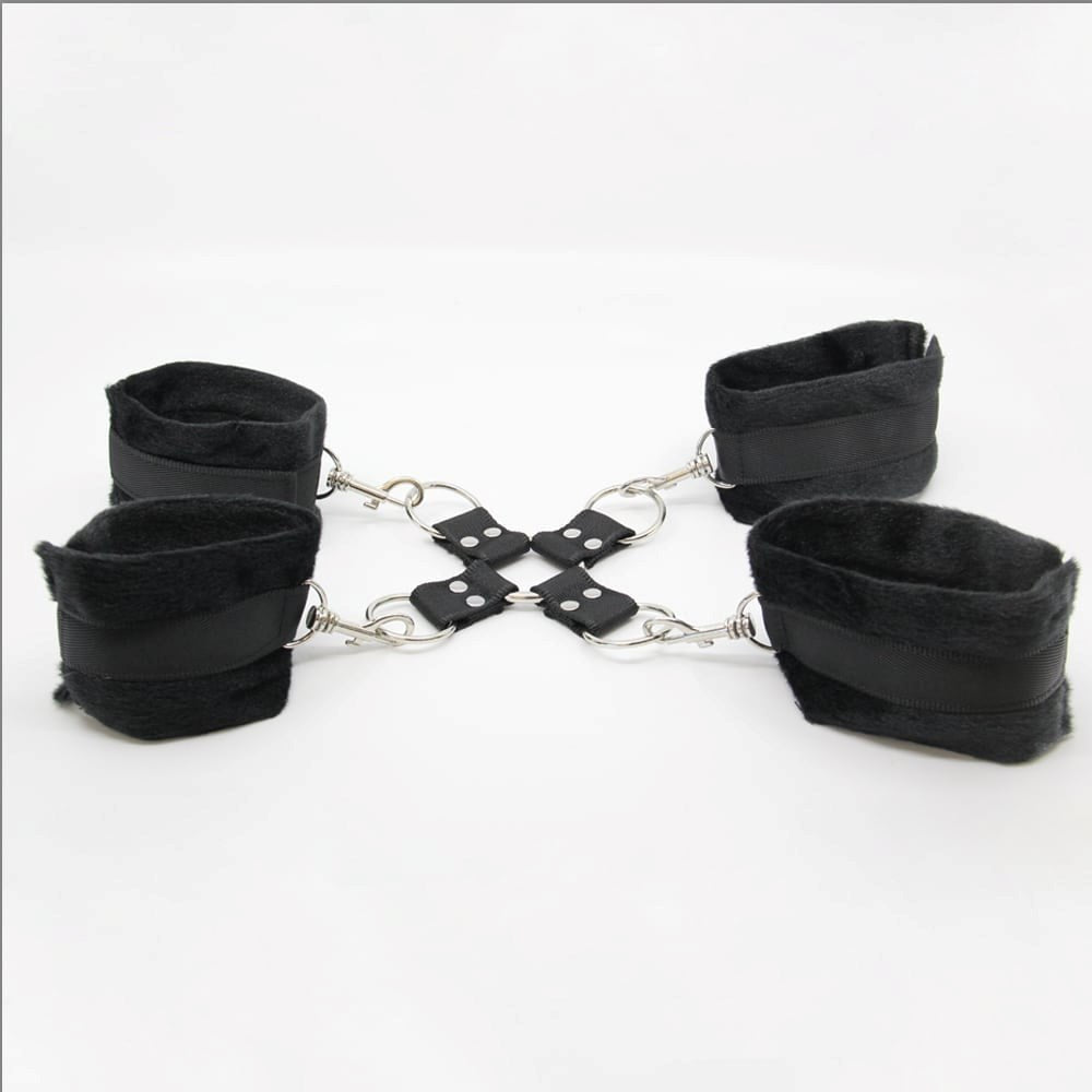Berlin Baby Soft Furry BDSM Hog Tie Shackle - - Cuffs And Restraints
