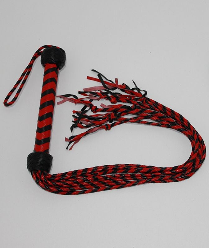 Kinky Leather Flogger With Nine Tails CRings That Last - - Whips And Crops