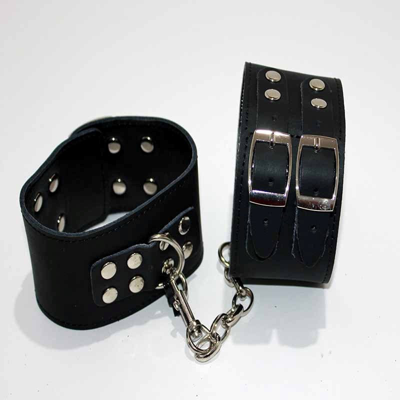 BDStyle Lilylush Leather Wrist/Ankle Restraints Studs Bondage Set - Cuffs and Restraints