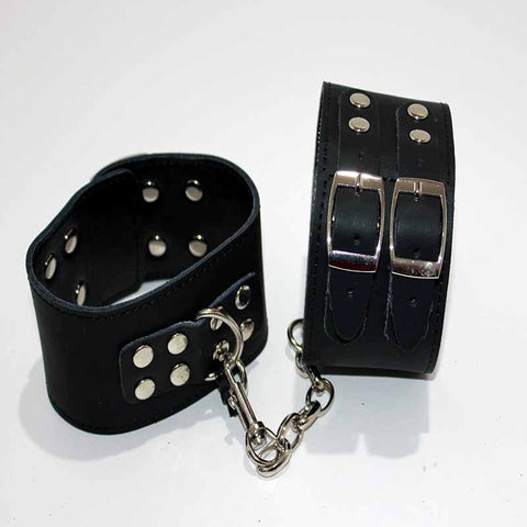 BDStyle Lilylush Leather Wrist/Ankle Restraints Studs Bondage Set - Cuffs and Restraints