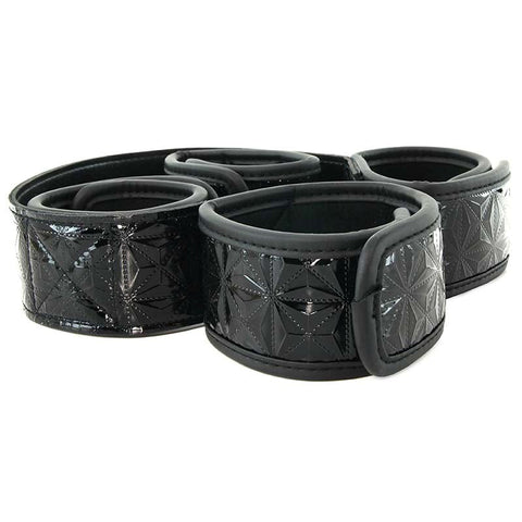 NS Novelties Sinful Soft Spreader Bar with Adjustable Velcro Cuffs - Spreaders and Hangers