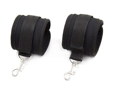 BDStyle Spread em Bar and Cuff Set Adjustable Restraint System - Spreaders and Hangers