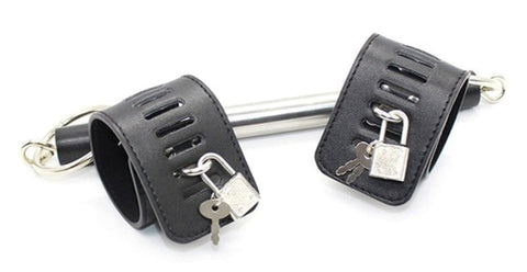 BDStyle Wrist Spreader Bar with Cuffs Toybox Must Haves Lockable Design - Spreaders and Hangers