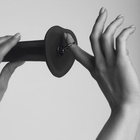 Strap On Me Dildo Base Finger O Ring Set for Enhanced Control and Precision - Collars and Leads