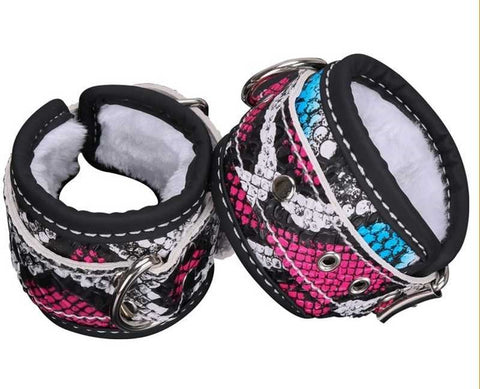 BDStyle Patterned Bondage Play Wrist or Ankle Cuffs with Adjustable Fit - Cuffs and Restraints