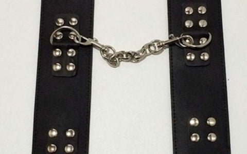 BDStyle MG Leather Wrist/Ankle Cuffs with Buckle Black Restraint Set - Cuffs and Restraints