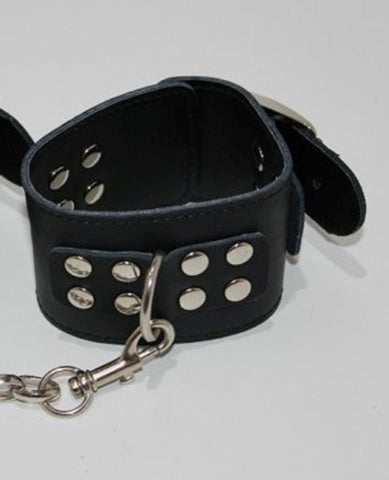 LeatherCreations Wrist Restraints with Adjustable Buckle - Cuffs and Restraints