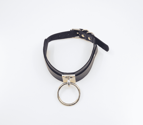 Love In Leather O Ring Faux Leather BDSM Collar with Metal Shackle Plate - Collars and Leads