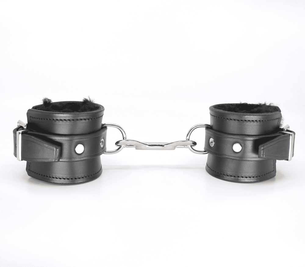 Love In Leather Sheepskin Lined Bondage Wrist Cuffs - - Cuffs And Restraints