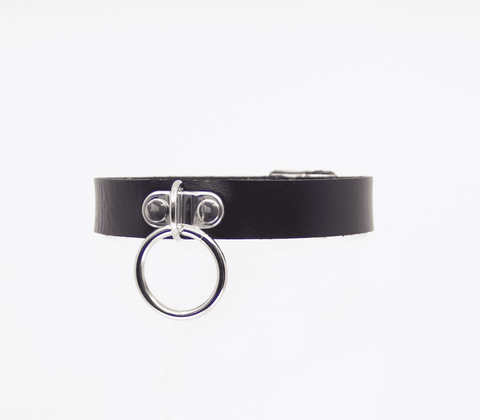 Love In Leather Centre Ring Faux Leather Choker with Bold Center Ring Design - Collars and Leads