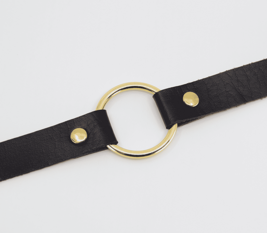 Love In Leather O-Ring Faux Leather BDSM Choker - Gold - Collars and Leads
