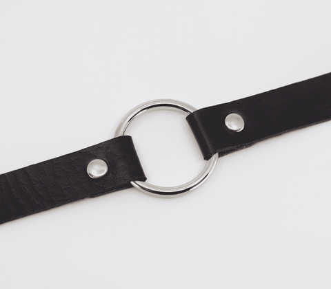Love In Leather O Ring Faux Leather BDSM Choker with 40mm Ring - Collars and Leads