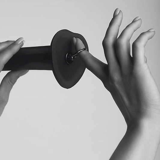 Dildo Base Finger O-Ring by Strap-On-Me - Collars and Leads