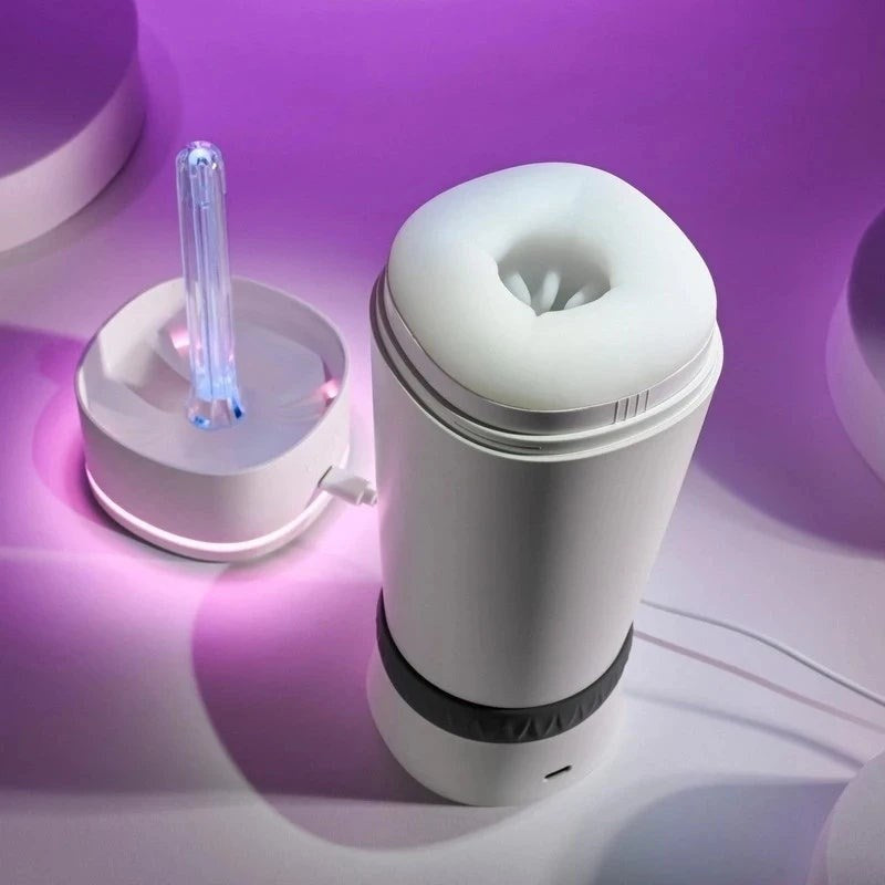 Playboy Pleasure TWIST & STROKE Heating Male Stroker - - Masturbators and Strokers