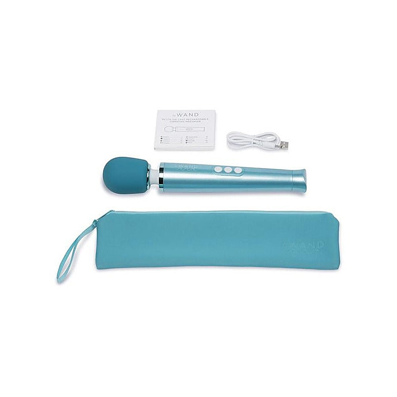 Le Wand Dive Submersible Rechargeable Vibrating Body Wand Massager IPX8 - Body Wands
