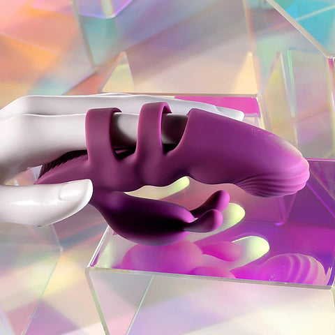 Playboy Pleasure LEND A HAND Finger Vibrator by Evolved - Finger and Tongue Vibrators