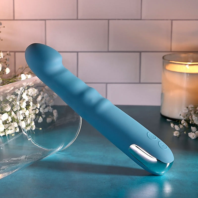 QUEEN OF ALL TRADES Thrusting Dildo Vibrator by Evolved - Vibrating Dildos