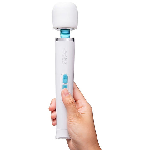 Le Wand Classique Petite Cordless Wand Vibrator with USB C Charging - Body Wands