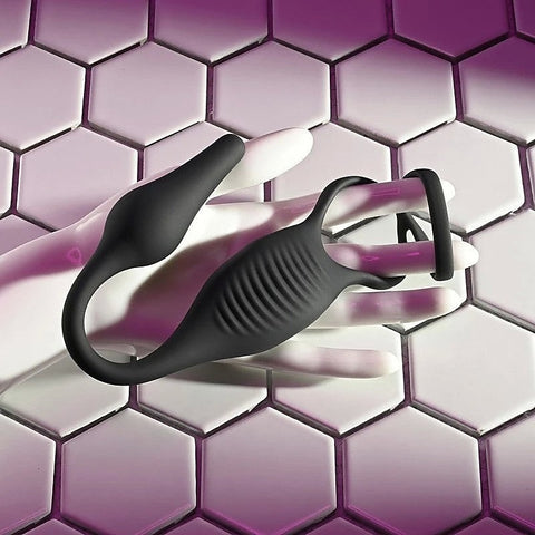 Plug & Tug Rechargeable Cock Ring by Evolved - Cock Rings